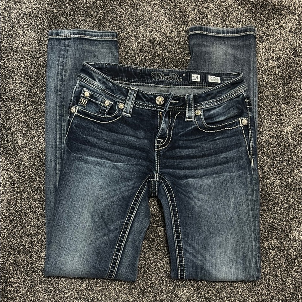 Miss Me Blue Jeans with Classic Design and Slim Fit